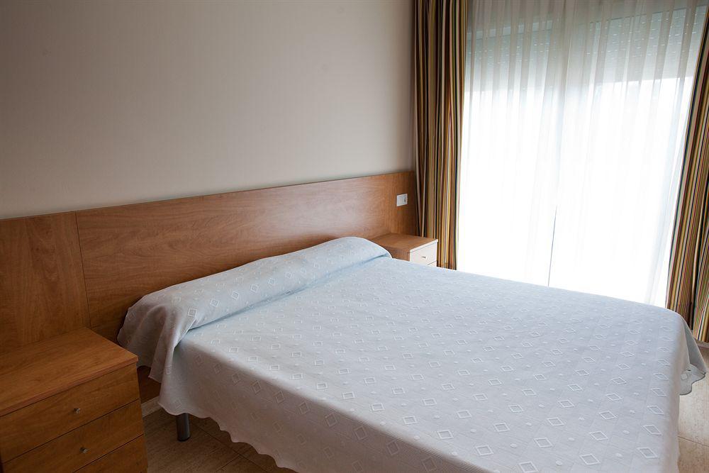 Apartaments Costamar Calafell Habitación foto